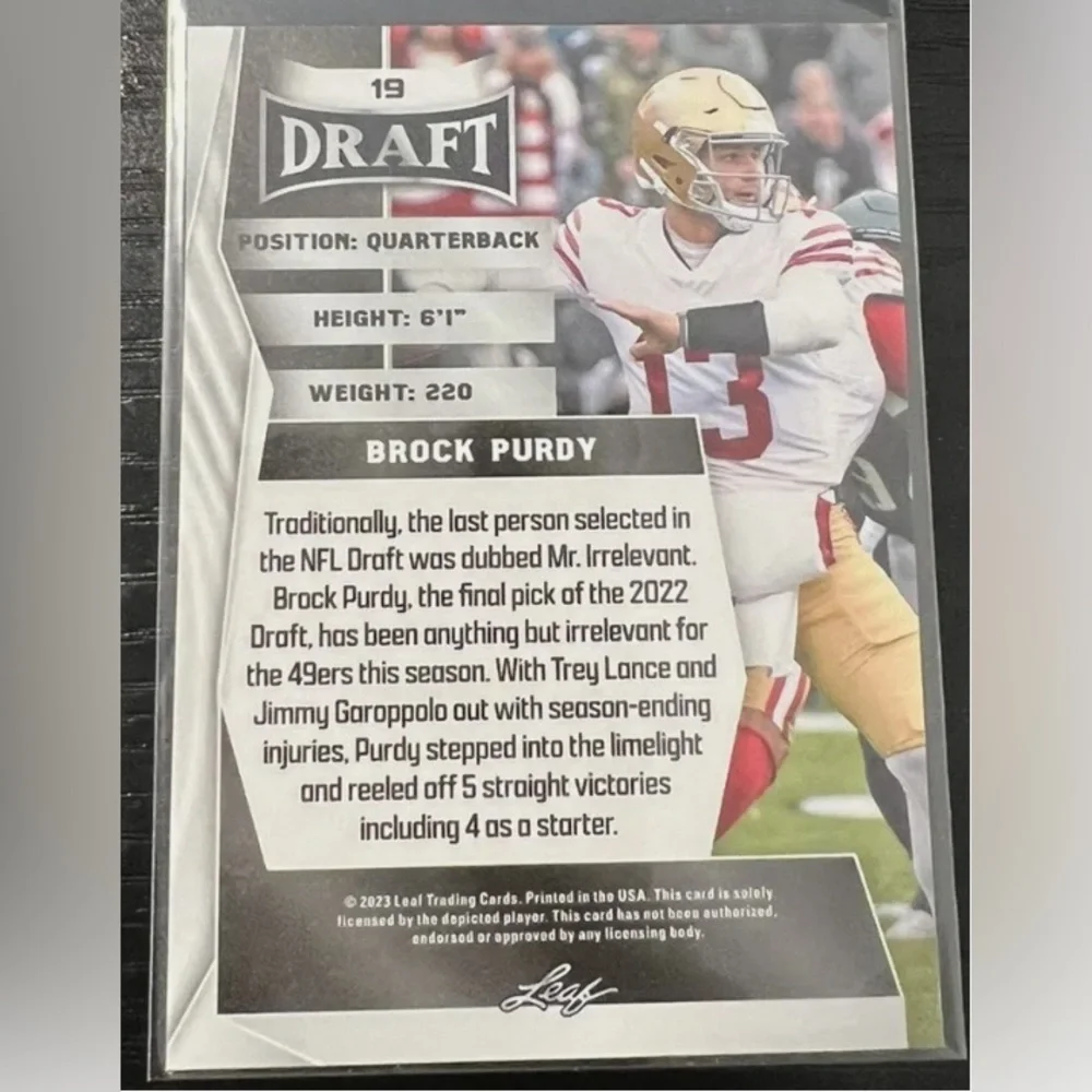 ⭐️🏈 2023 Brock Purdy Leaf Draft Football NFL Card #19 - San Francisco 49ers (B1)